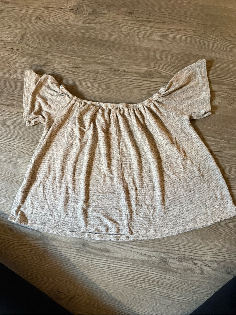 Acemi Off-Shoulder Tunic Top in Light Beige